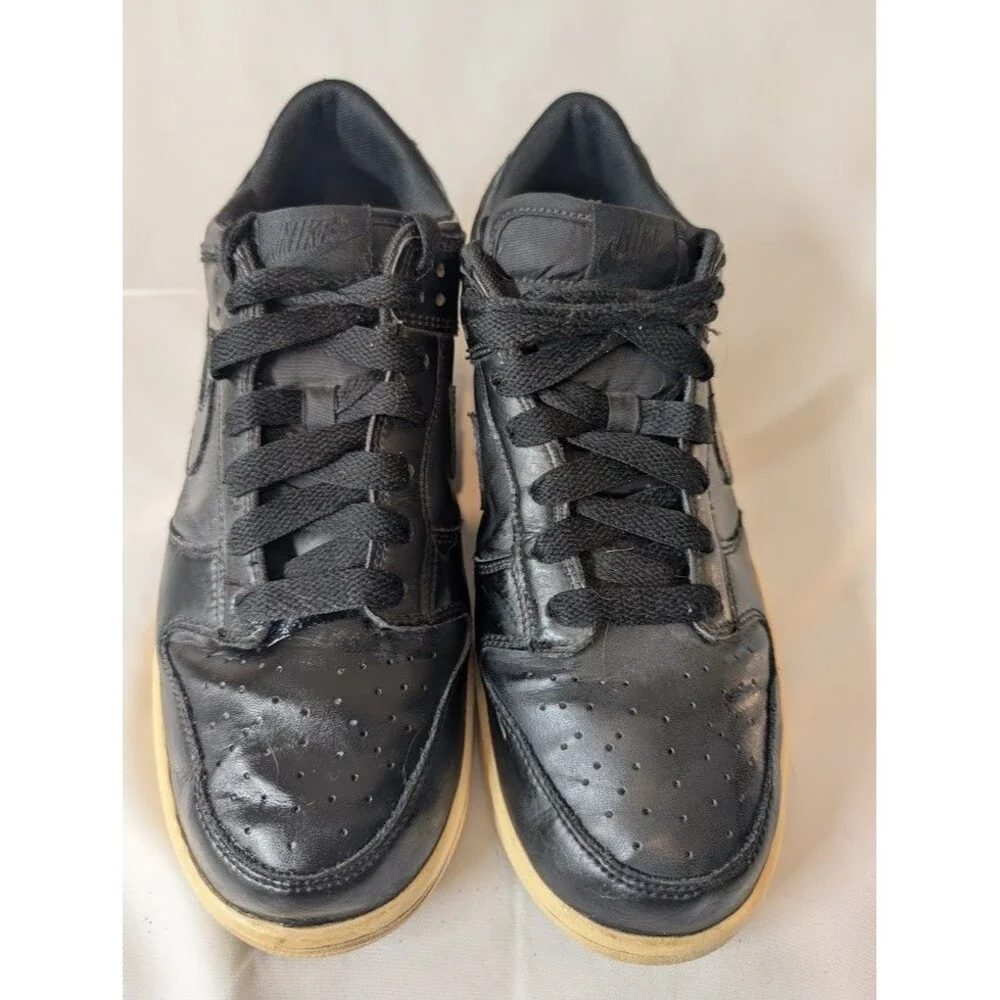 Nike Dunk Low Mens Black Sneakers Size 10 Casual Streetwear Shoes